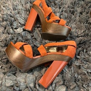 NWOT BCBGeneration Suede Platform Shoes Size 9.5